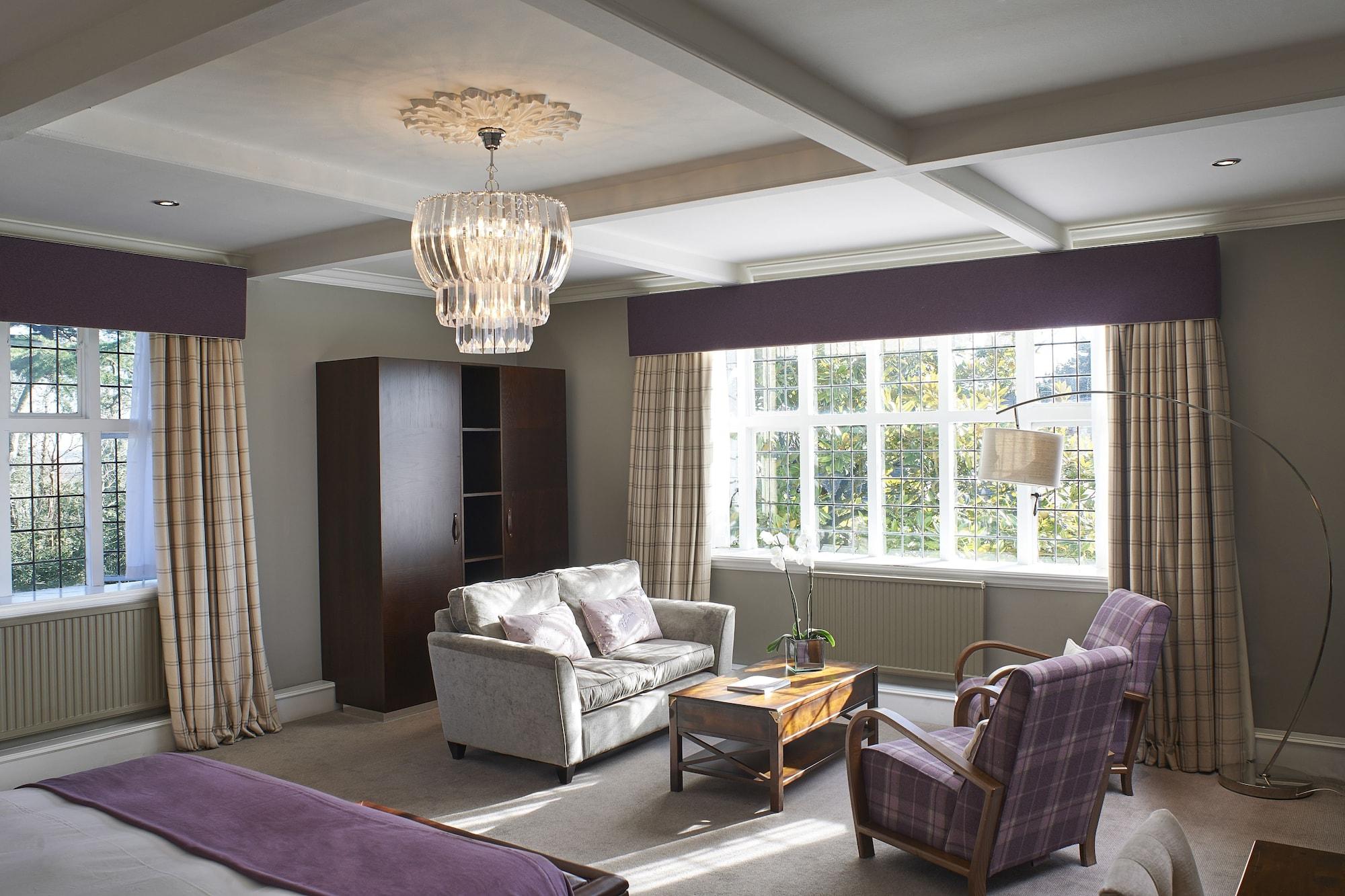 The Manor Elstree Hotel Exterior photo
